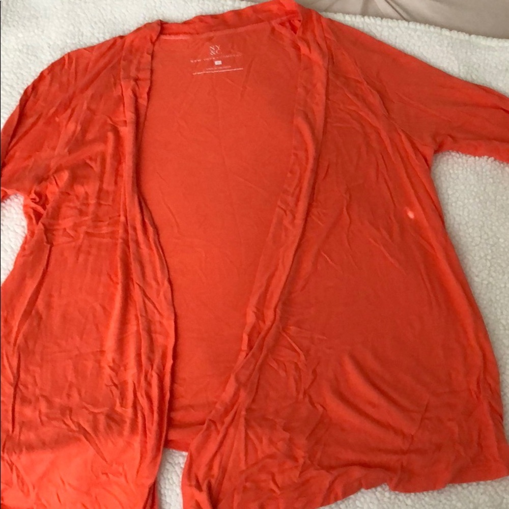 NY and CO sweater